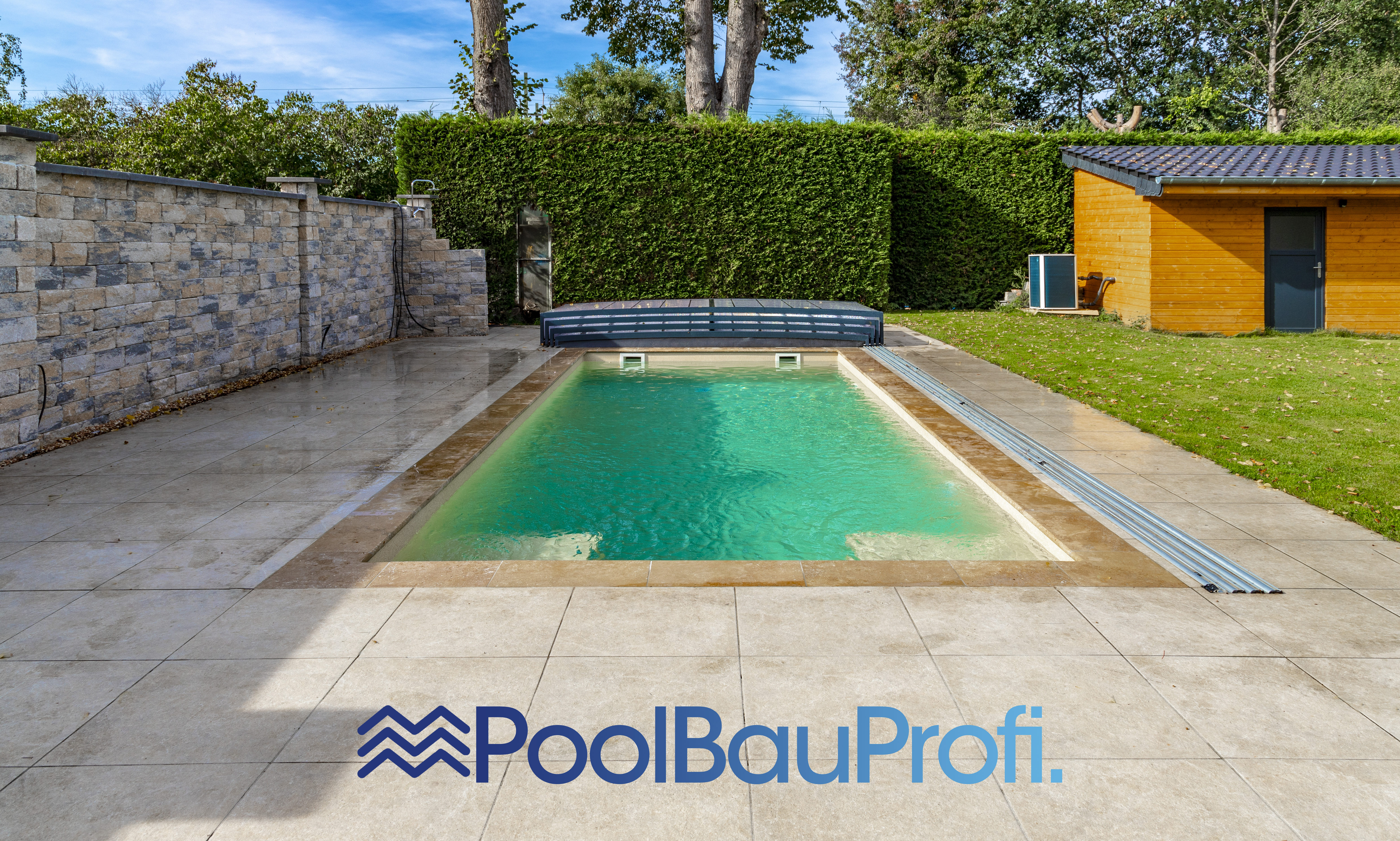 cropped-Pool2.jpg