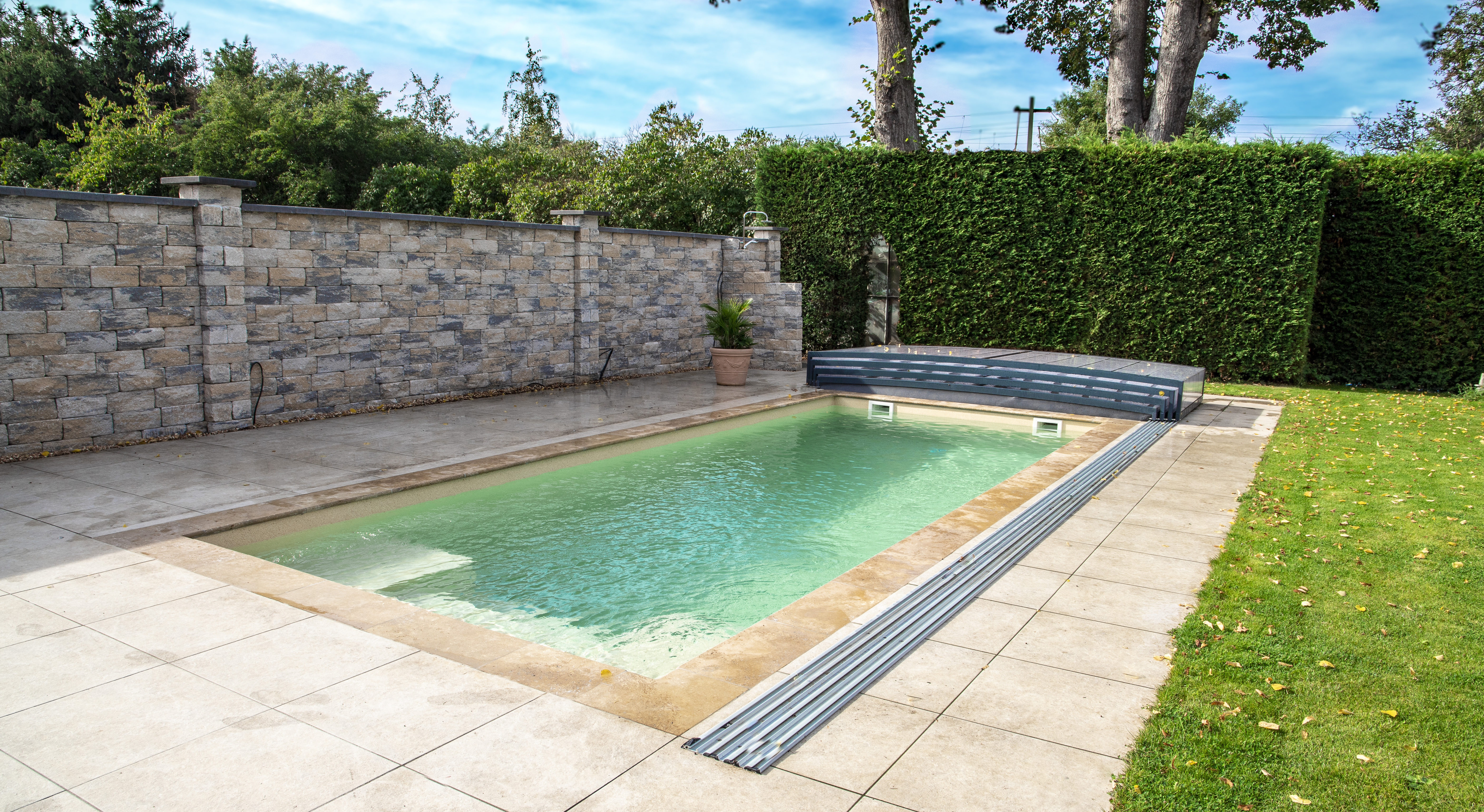 cropped-Pool3.jpg